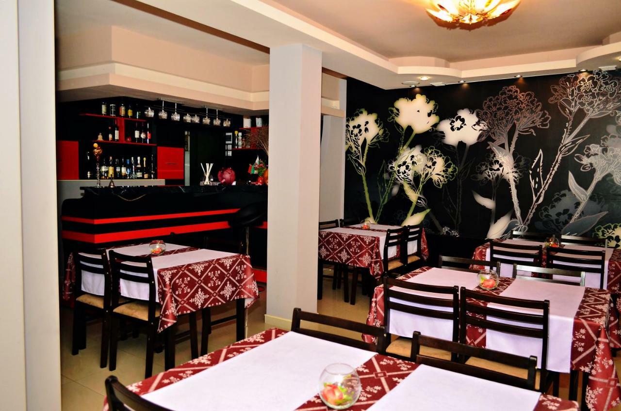 Family Hotel Maraya Arbanasi Buitenkant foto