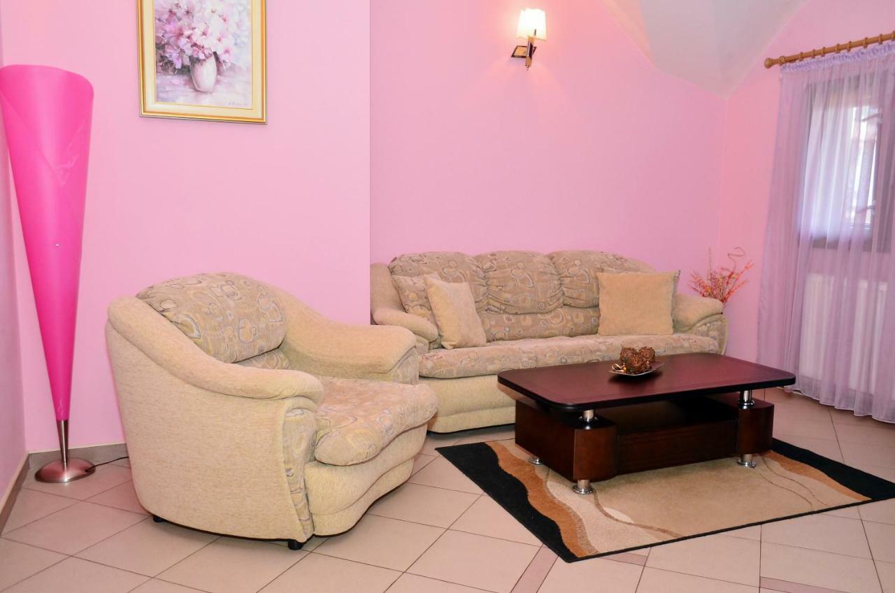 Family Hotel Maraya Arbanasi Buitenkant foto