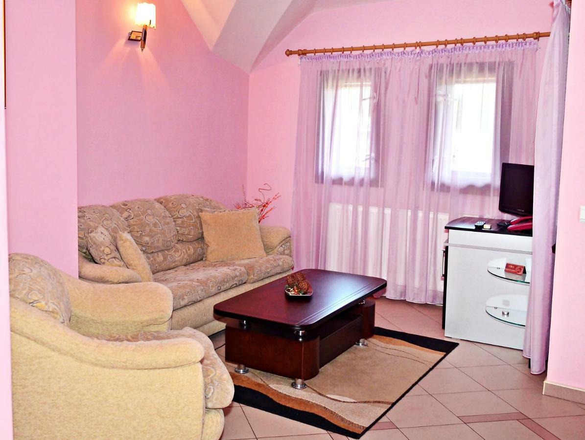 Family Hotel Maraya Arbanasi Buitenkant foto