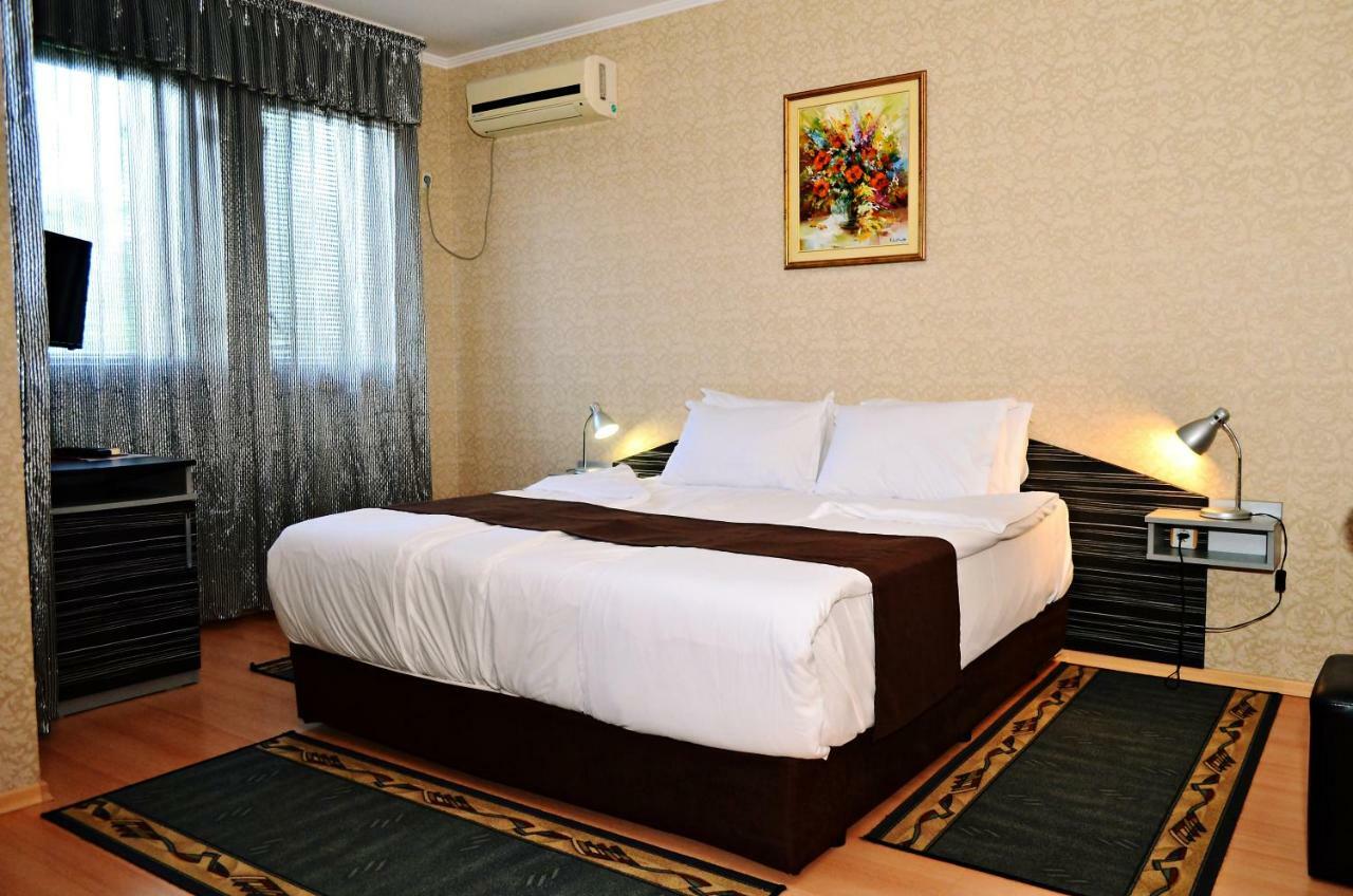 Family Hotel Maraya Arbanasi Buitenkant foto